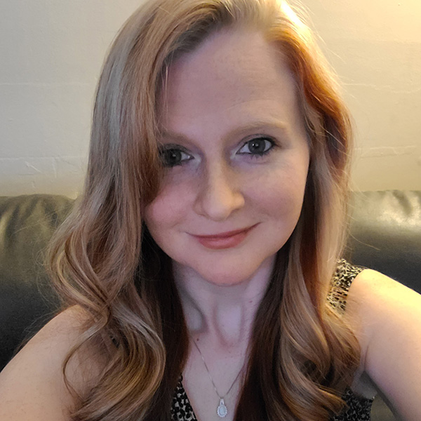 Regina Atkins' headshot.